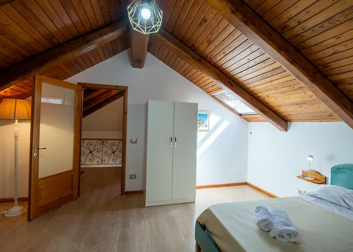 Maison Antica - One Step Away From The Sea Holiday home Maiori